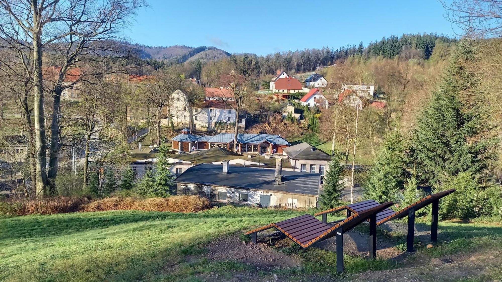 Minisowa Lägenhet Jedlina-Zdroj Exteriör bild